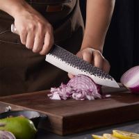 Nůž Chef 21,4/35cm Damašková ocel 67/ořechové dřevo UG Grill